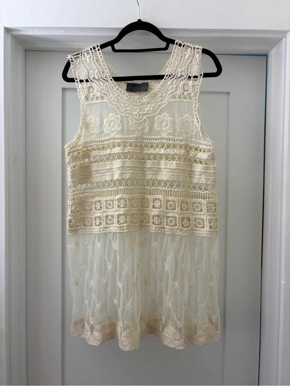 Anthropologie Sunday in Brooklyn Evie Crochet Lace Tunic Top